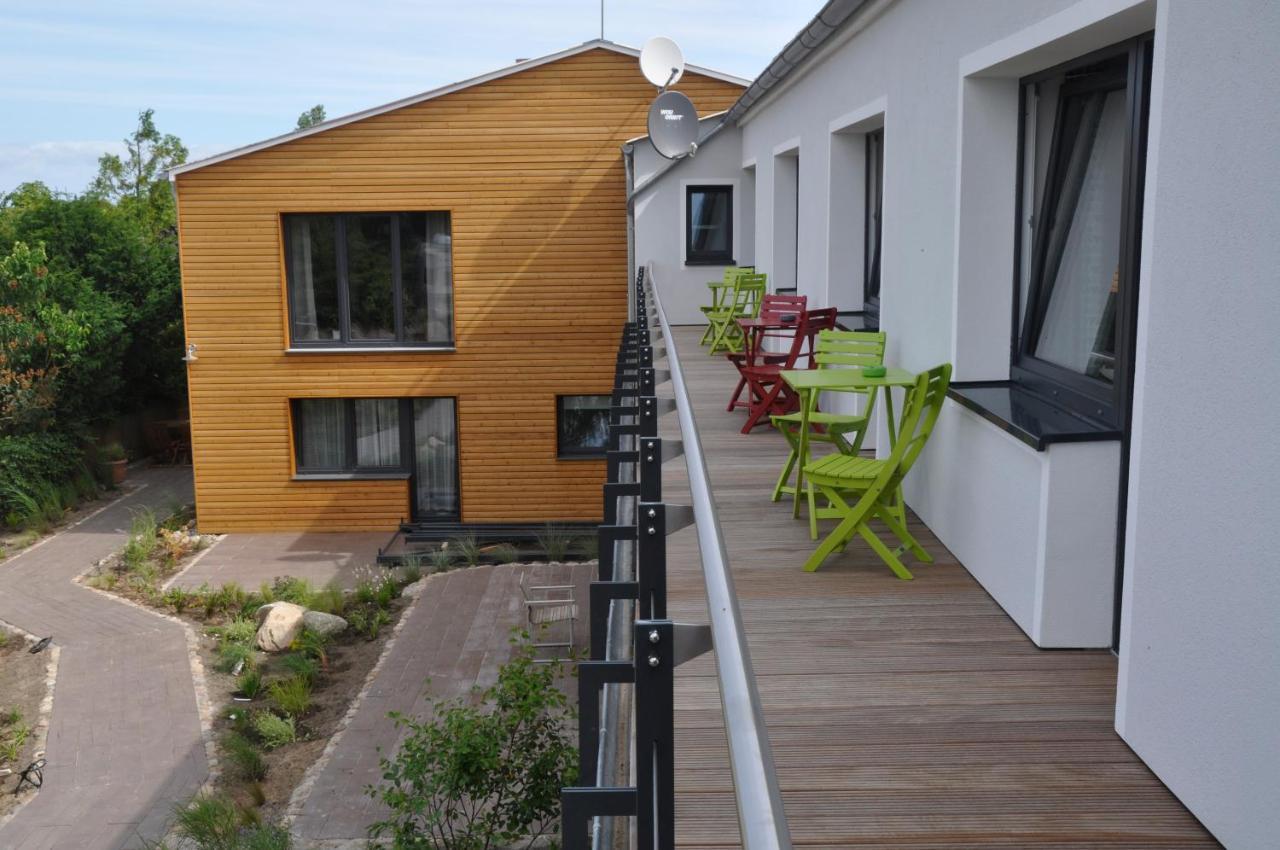 Hotel & Ferienunterkuenfte Hus Seeblick Fehmarn Exterior foto